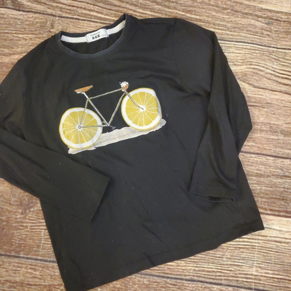 Lolocee black tshirt with orange slices bicycle design sz 130 (approx 8)